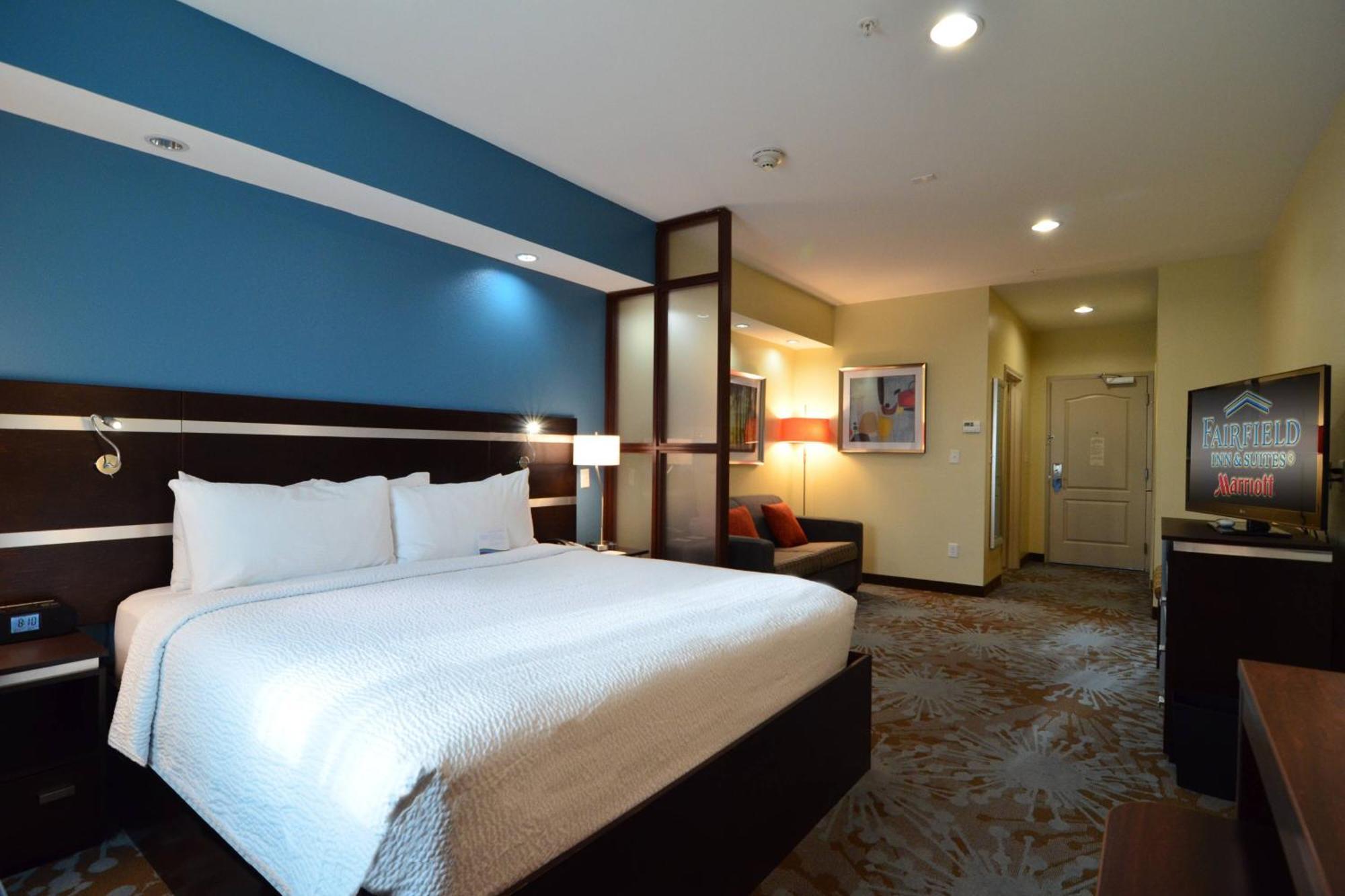 Fairfield Inn And Suites By Marriott North Spring Extérieur photo