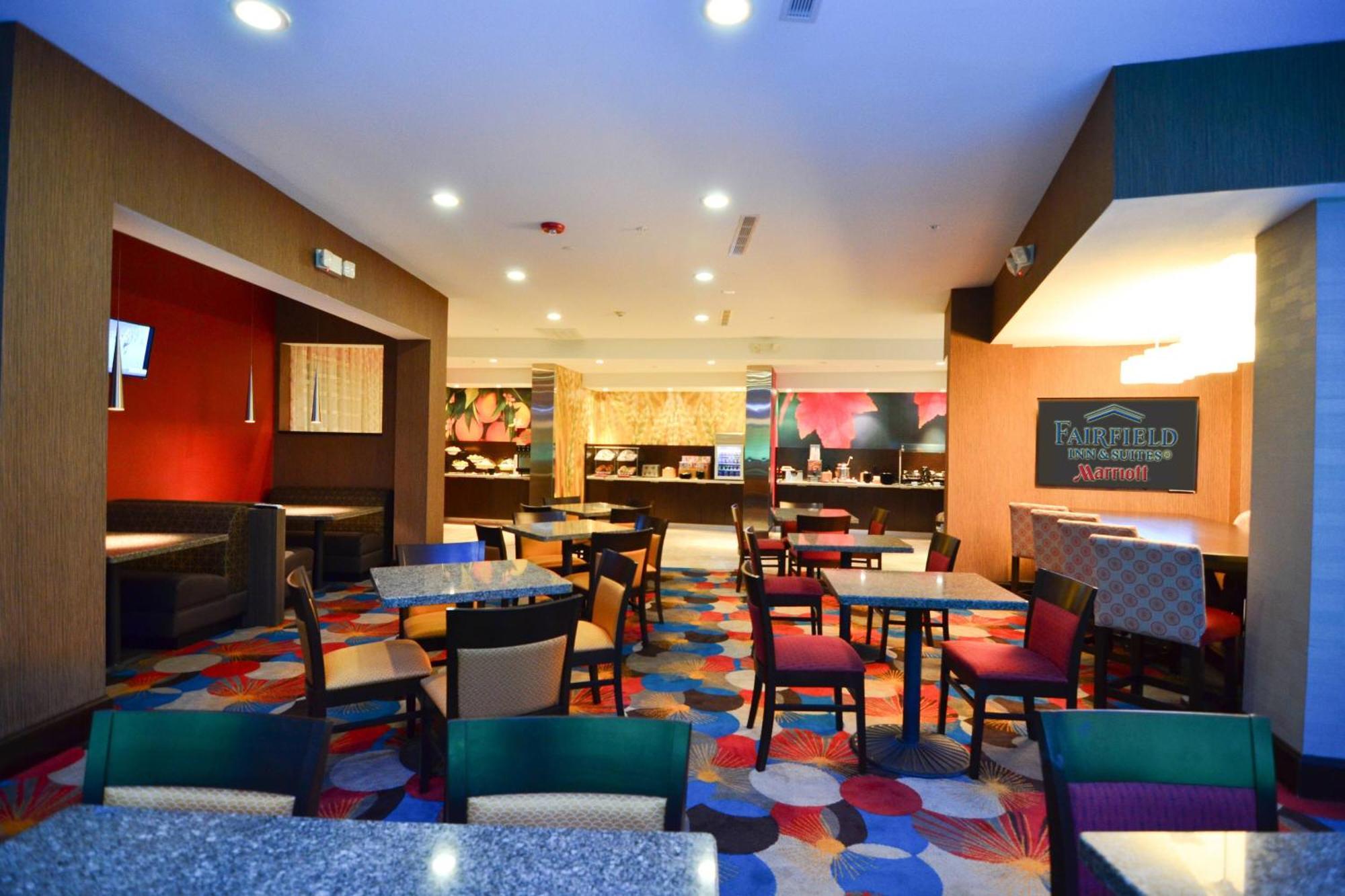 Fairfield Inn And Suites By Marriott North Spring Extérieur photo