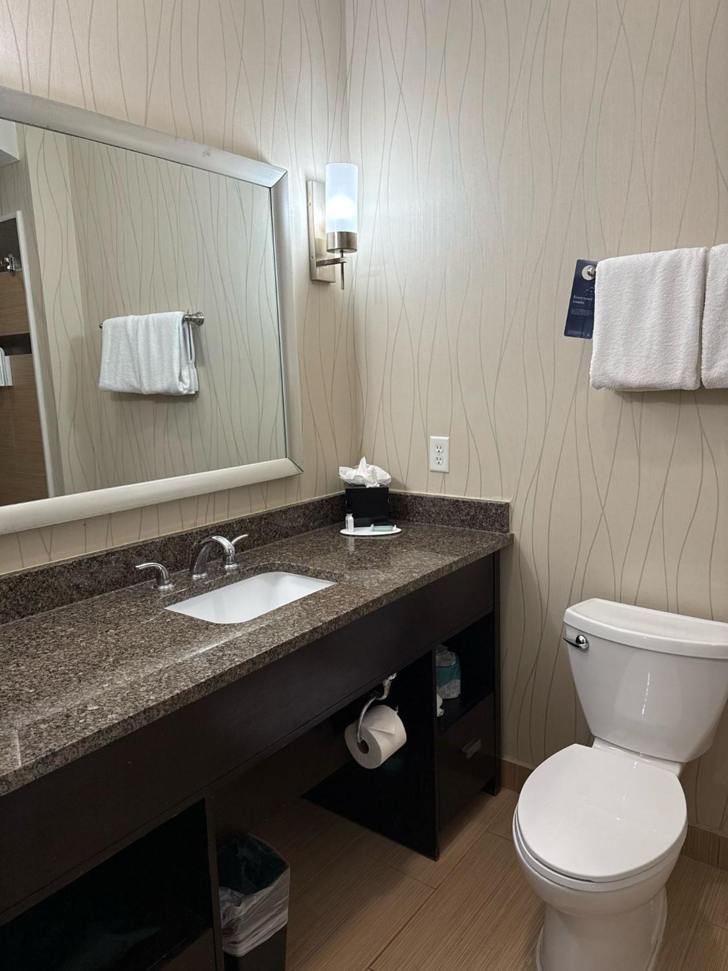 Fairfield Inn And Suites By Marriott North Spring Extérieur photo