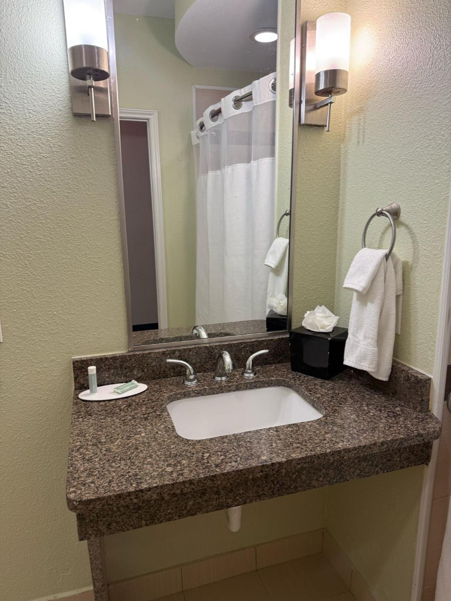 Fairfield Inn And Suites By Marriott North Spring Extérieur photo